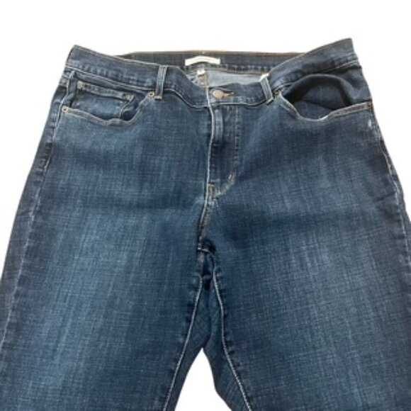 Levi’s Relaxed For Classic Boot Cut Dark Wash Pants Jeans Women’s Sz 16 - Picture 6 of 13